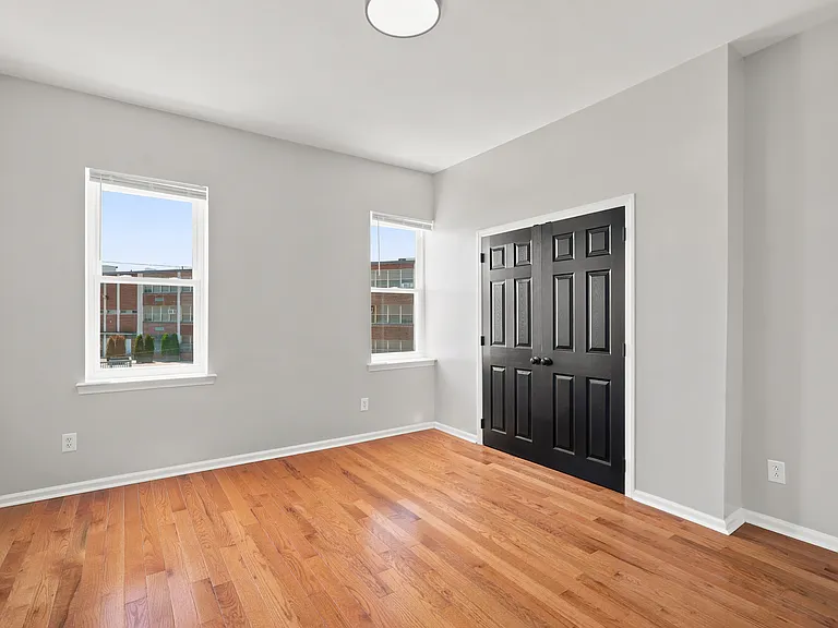 4271 Leidy Ave — Photo 22