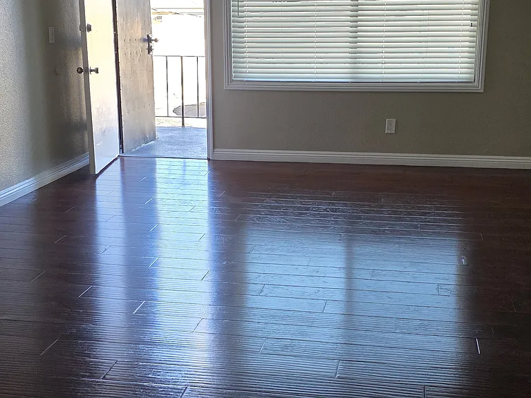 465 E Pasadena St #5 — Photo 11