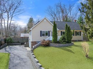 52 Hewlett Drive, Sound Beach, NY 11789