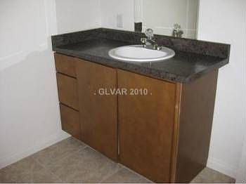 3rd image of 1204 Charmast Ln