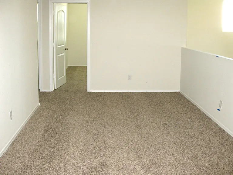 11700 E Cliffrose Ln — Photo 9