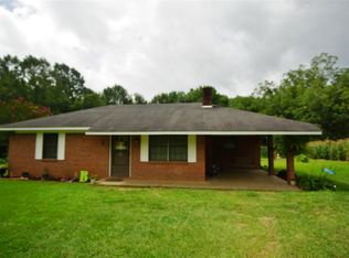 959 Battle Bluff Rd, Carthage, MS 39051