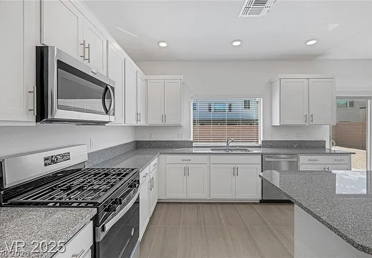 6533 Twin Brooks Ave — Photo 16