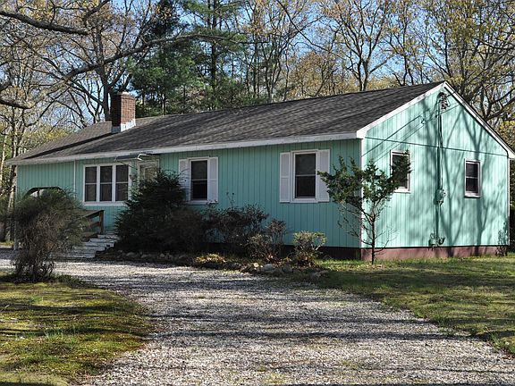 3rd image of 68 Church Ln