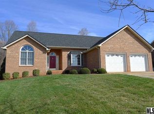 2506 Chandy St, Newton, NC 28658