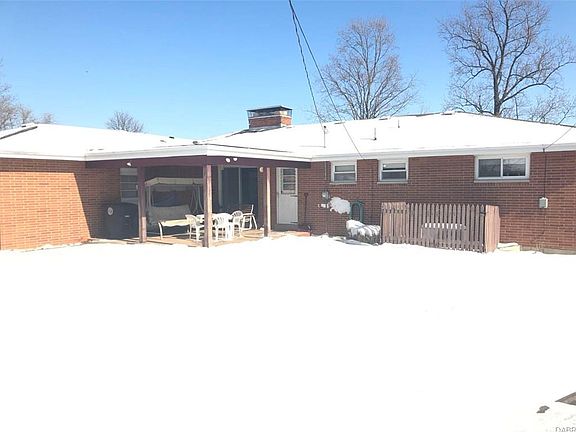 2nd image of 463 Pinehill Ct