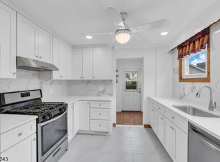 404 Elm St, Cranford Twp., NJ 07016