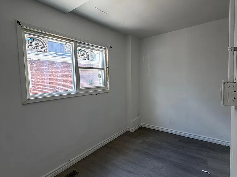 312 Hill St — Photo 3