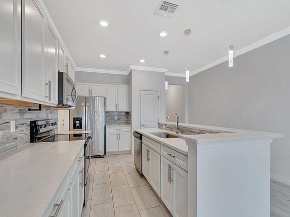 2nd image of 6851 Broadwater Ln #0