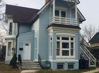 612 Douglas Ave, Elgin, IL 60120