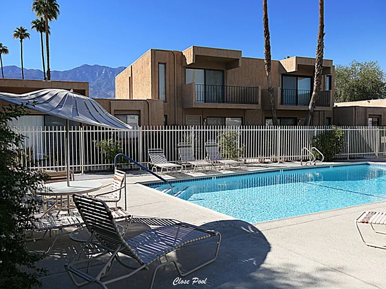 5547 Los Coyotes Dr — Photo 16