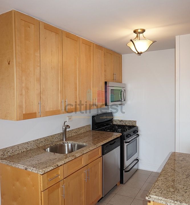 1st image of 341 10th St APT 3M