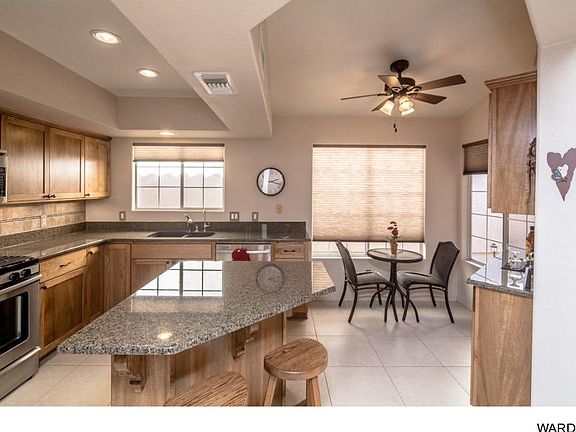 3rd image of 470 Acoma South Blvd Unit 1007
