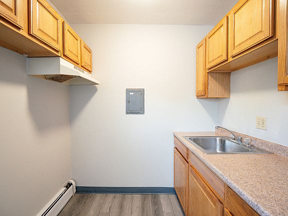 3rd image of 1954 Lexington Ave APT 10