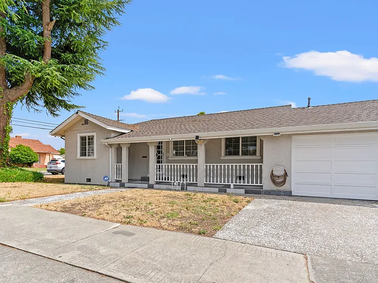 14700 Pansy St — Photo 2