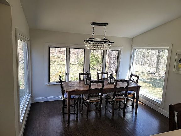 5th image of 57 Ridgeland Rd
