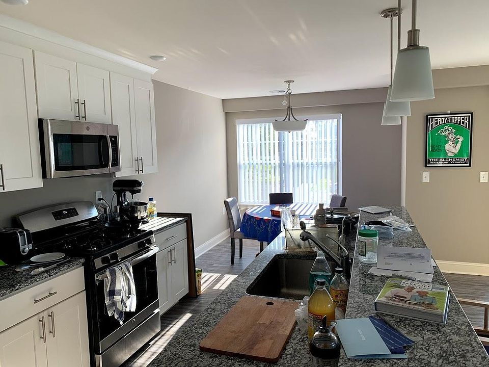 2nd image of 310 Kennsington Ct