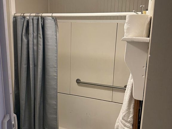 2nd image of 11776 N Hauser Lake Rd Space 6