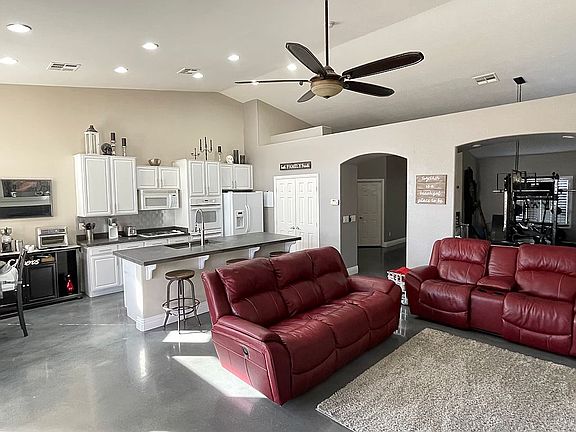 3rd image of 3509 Casa Alto Ave
