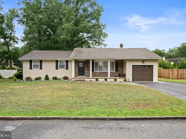 3361 Dove Ct, Vineland, NJ 08361