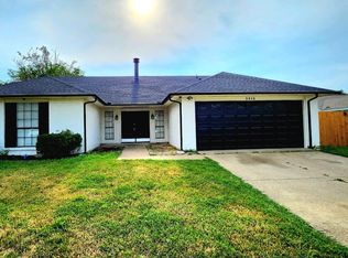 2312 Escalante Ave, Fort Worth, TX 76112