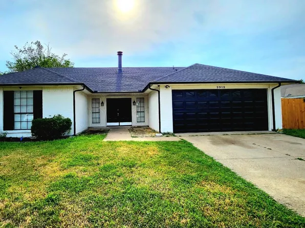 2312 Escalante Ave, Fort Worth, TX 76112