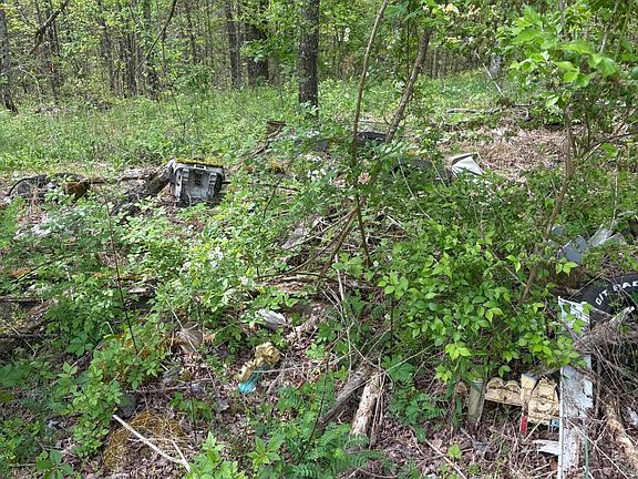 3rd image of 157 Casteel Rd