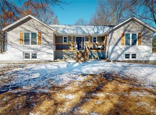 9604 Middleton St, Lees Summit, MO 64086