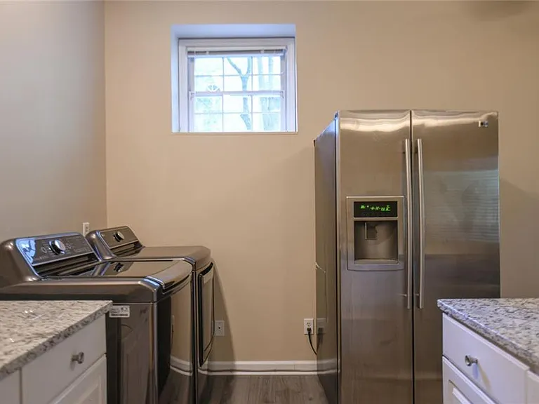 304 Bridle Path — Photo 30