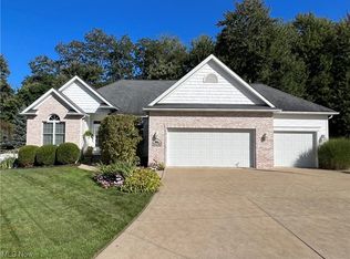 8426 Wooded Point Cir NW, Massillon, OH 44646