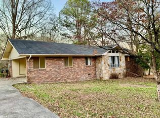 2814 Suncrest Dr, Dalton, GA 30720
