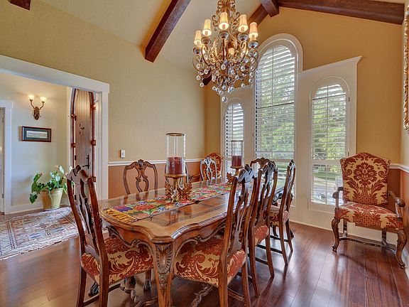 5th image of 5 Cliffbrook Ct