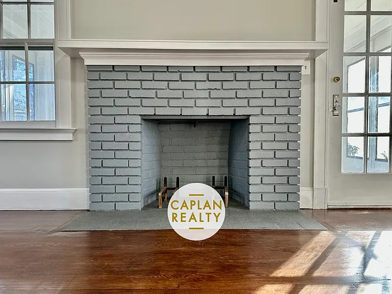 35 Glen Rd — Photo 6