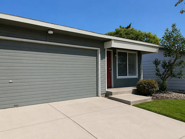 3405 Vincenta Way — Photo 12