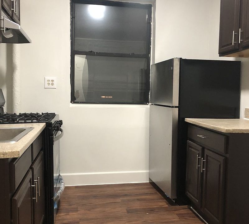 1st image of 4756 45th St APT 5B