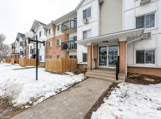 275 Eiwo Ct #308, Waterloo, ON N2K2M8
