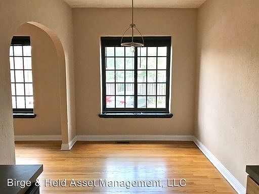 3rd image of 5347 N College Ave APT 309