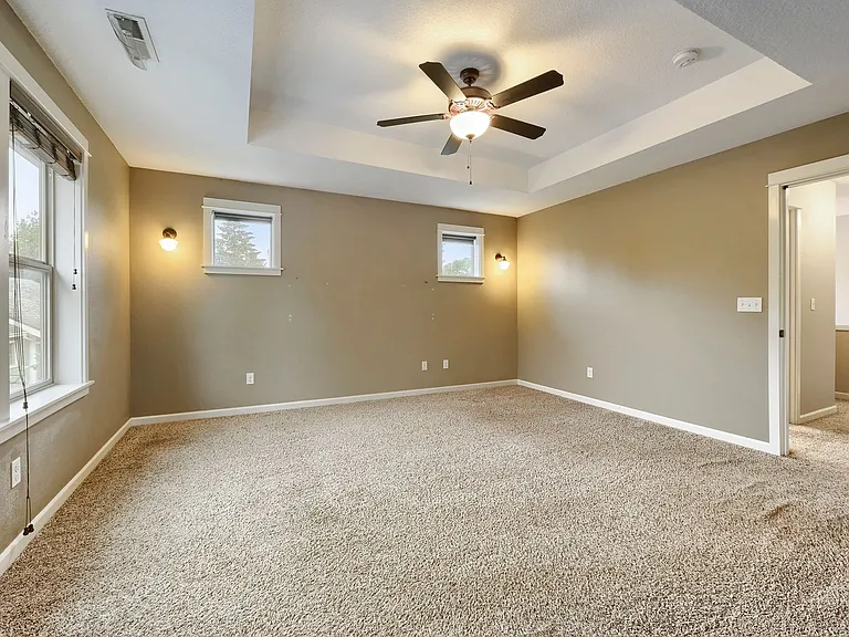 6020 SE Raymond St — Photo 16