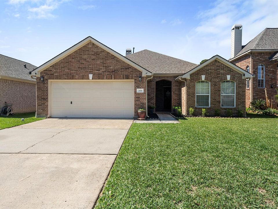 1st image of 2434 Soledad Ridge Dr