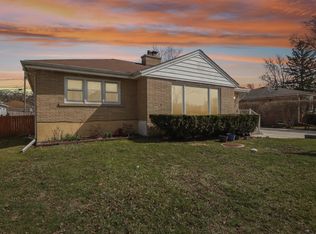 7641 Kilbourn Ave, Skokie, IL