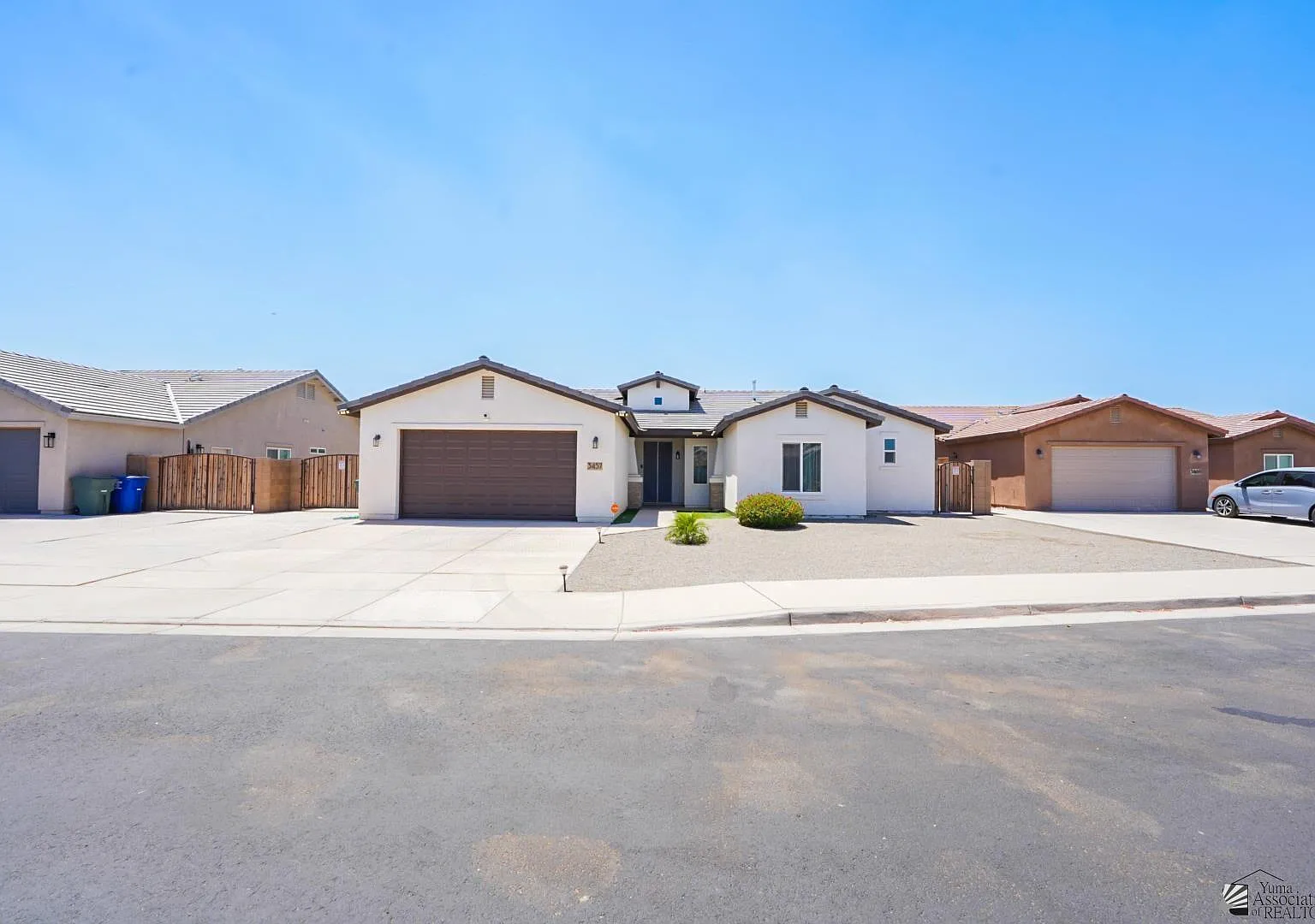 5 bed, 3.0 bath, 2395 sqft, $4,000 — Photo 1