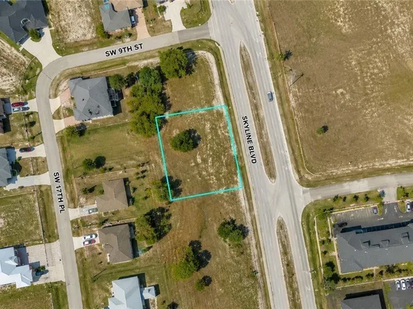 806 Skyline Blvd, Cape Coral, FL 33991