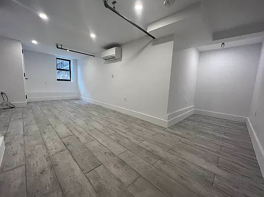 Rented by True Real Estate Group | media 5