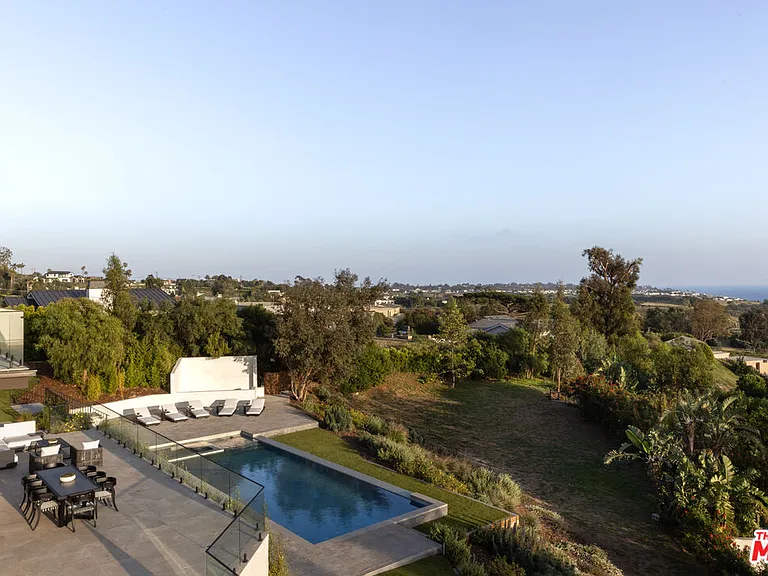 29924 Harvester Rd — Photo 25