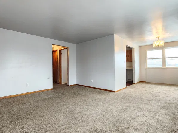 5841 Transit Rd, Depew, NY