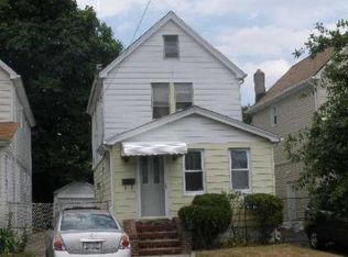 12115 198th St, Jamaica, NY 11413