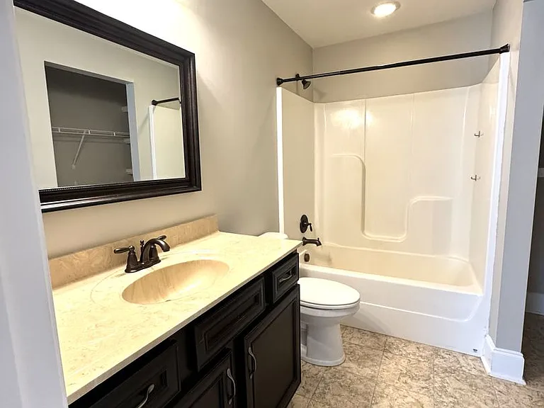123 Vista Ln — Photo 35