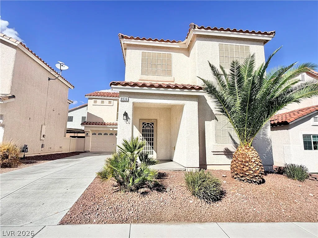 5 bed, 3.0 bath, 2419 sqft, $2,550 — Photo 3