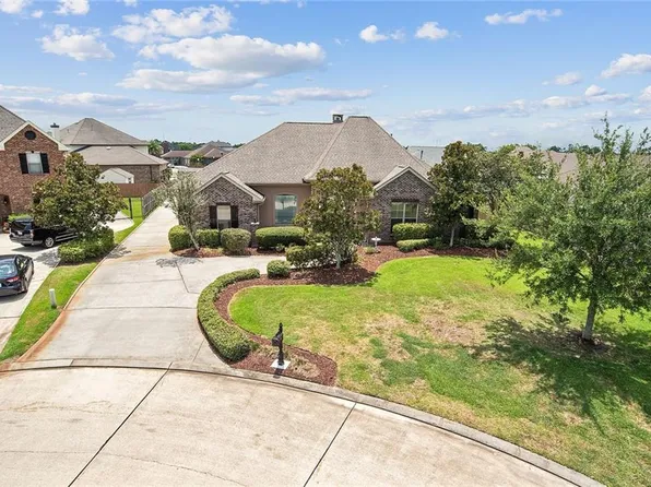 118 Lavender Ct, Belle Chasse, LA 70037