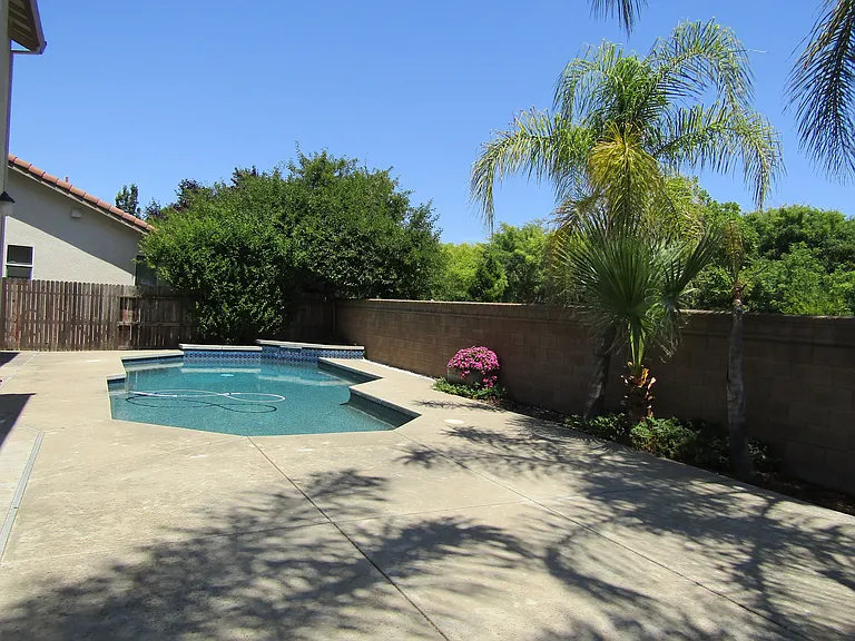 3276 Beretania Way — Photo 32